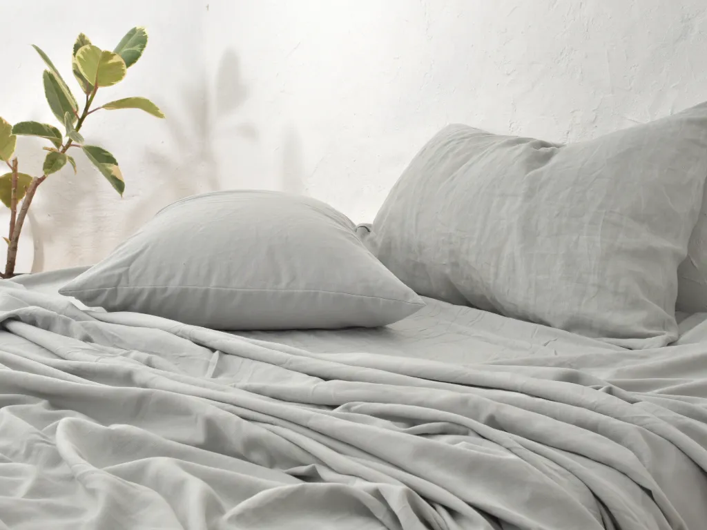 Bedding & Linens