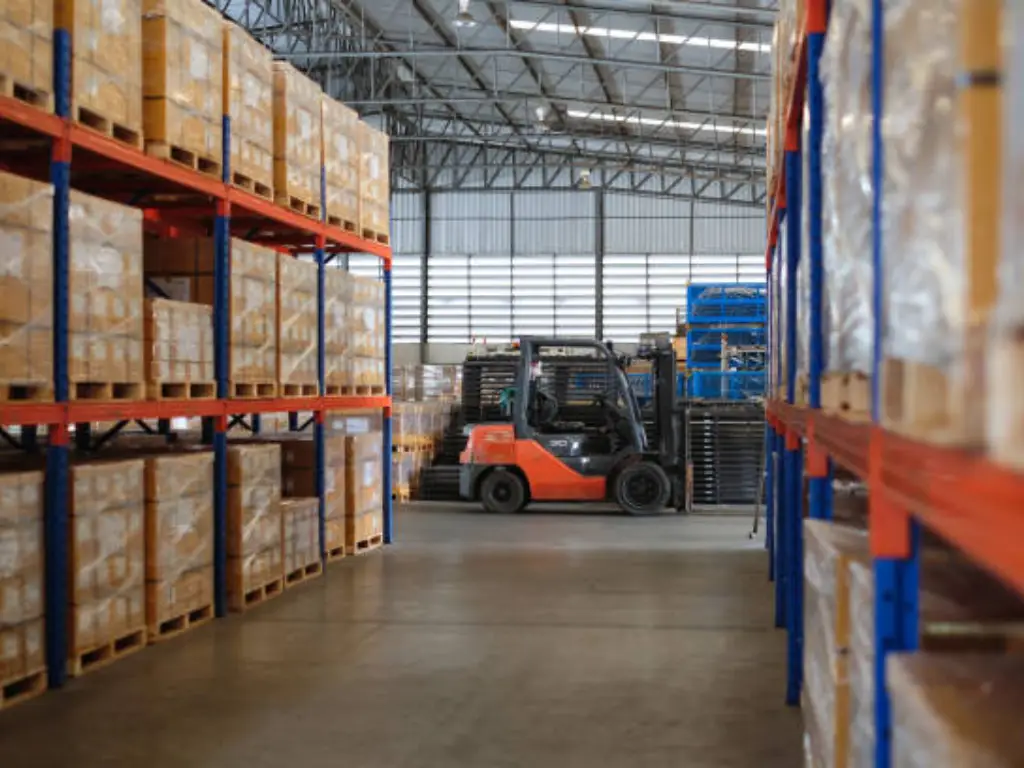 sourcing vs procurement