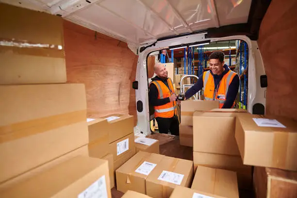Dropshipping speed tiers for UK delivery